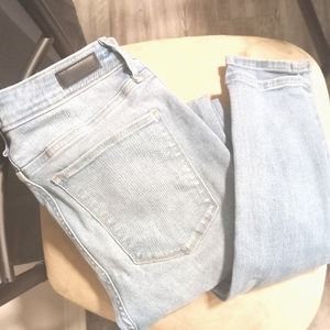 Abercrombie &Fitch blue jean